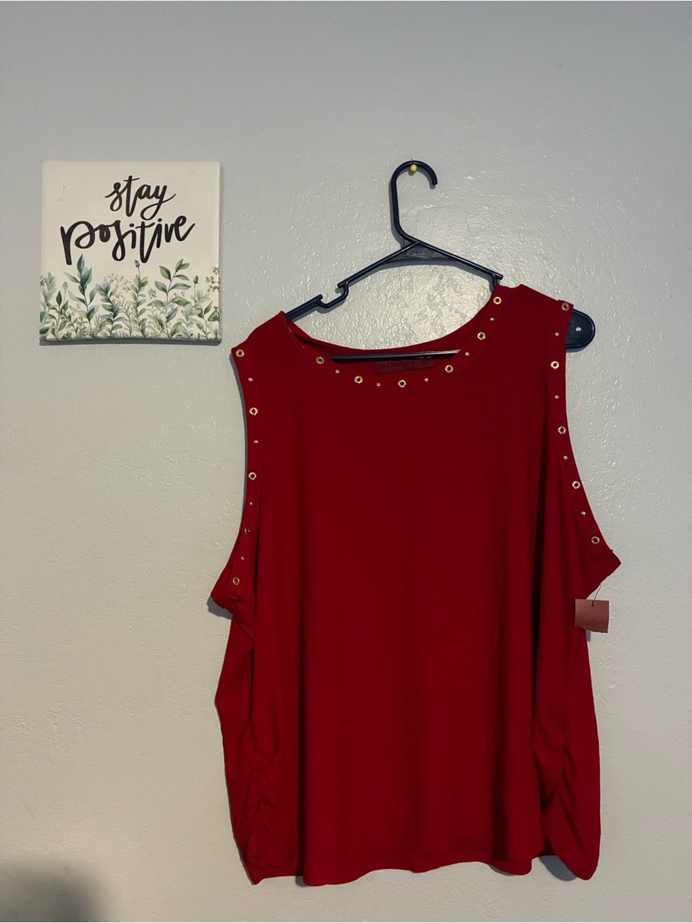 Love Scarlett Women's Red Solid Blouse 2X